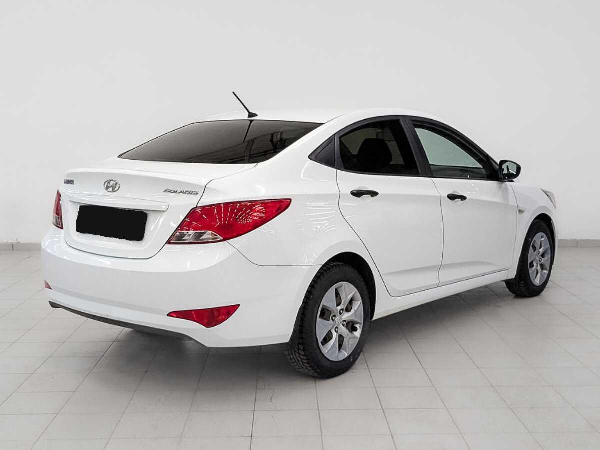 Купить Hyundai Solaris, 2015, 90 379 км, фото №5