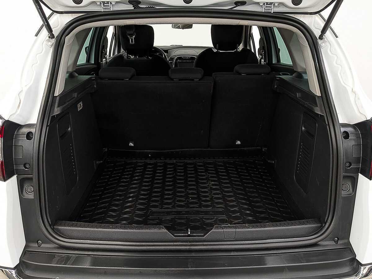 Купить Renault Kaptur, 2017, 83 240 км, фото №10