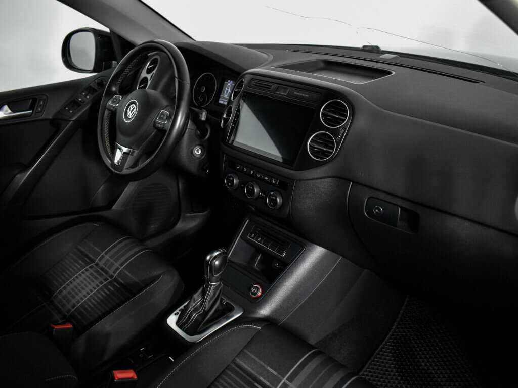 Купить Volkswagen Tiguan, 2016, 106 795 км, фото №12