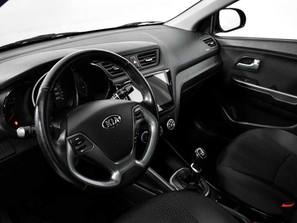 Купить Kia Rio, 2016, 70 000 км, фото №9