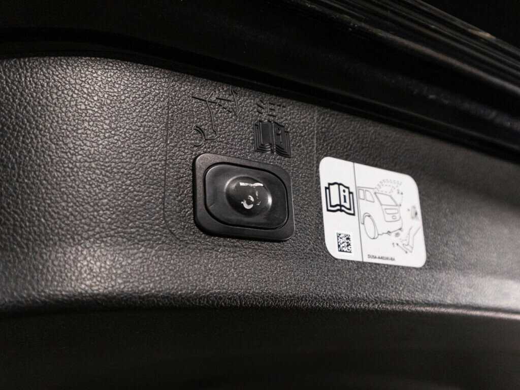 Купить Ford Kuga, 2017, 141 189 км, фото №16