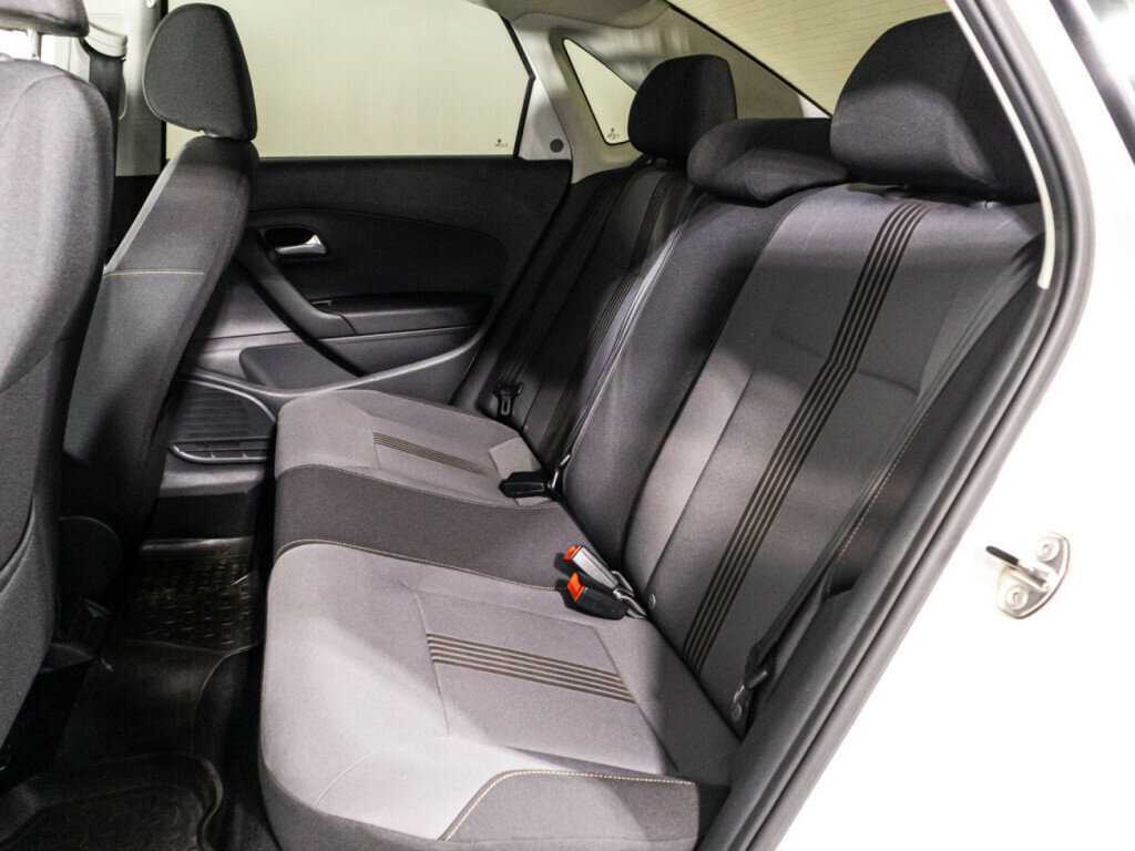 Купить Volkswagen Polo, 2016, 116 000 км, фото №10