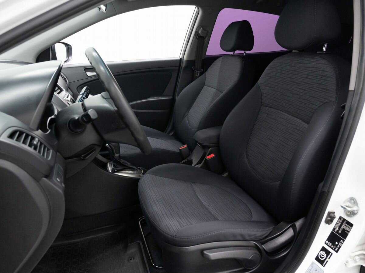 Купить Hyundai Solaris, 2015, 244 000 км, фото №8