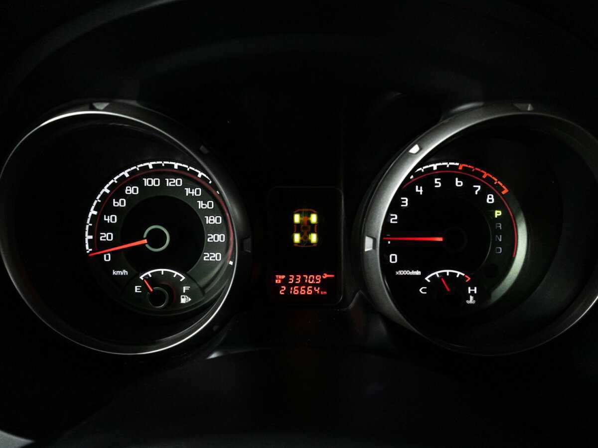 Купить Mitsubishi Pajero, 2012, 215 000 км, фото №10