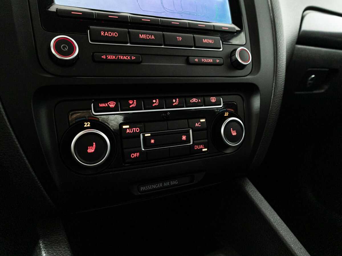 Купить Volkswagen Jetta, 2012, 198 799 км, фото №16