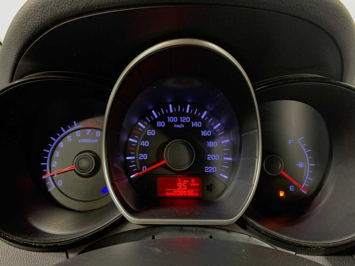 Купить Kia Rio, 2012, 208 936 км, фото №14