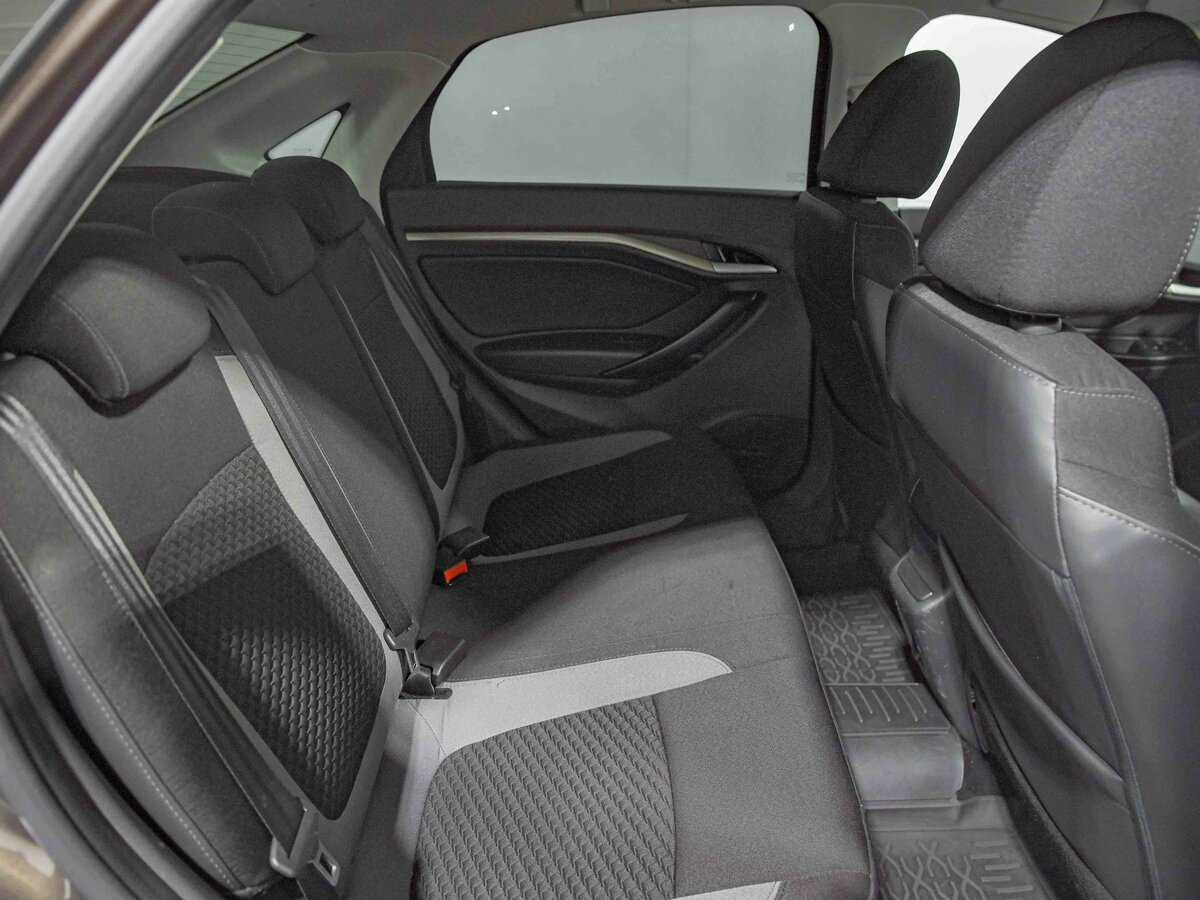 Купить Lada (ВАЗ) Vesta, 2019, 129 000 км, фото №15