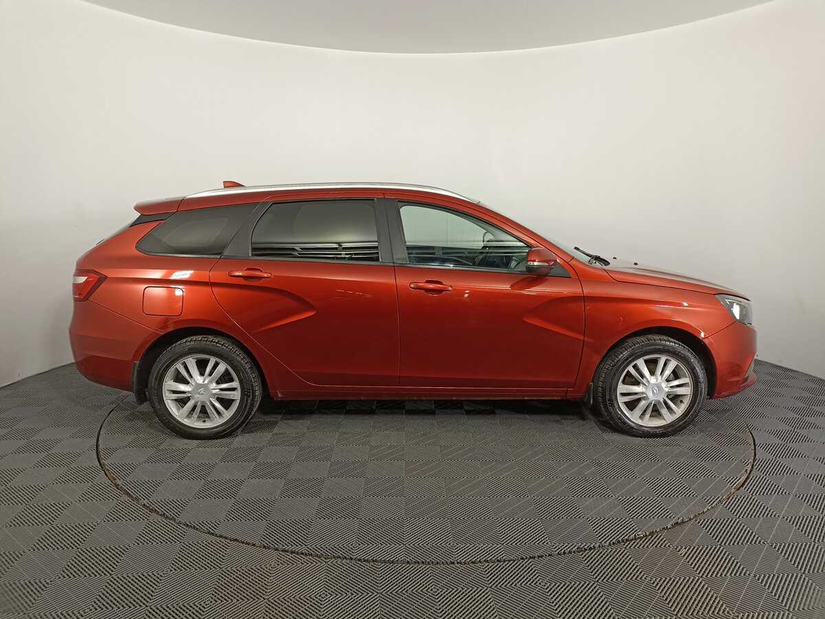 Купить Lada (ВАЗ) Vesta SW, 2019, 91 002 км, фото №4