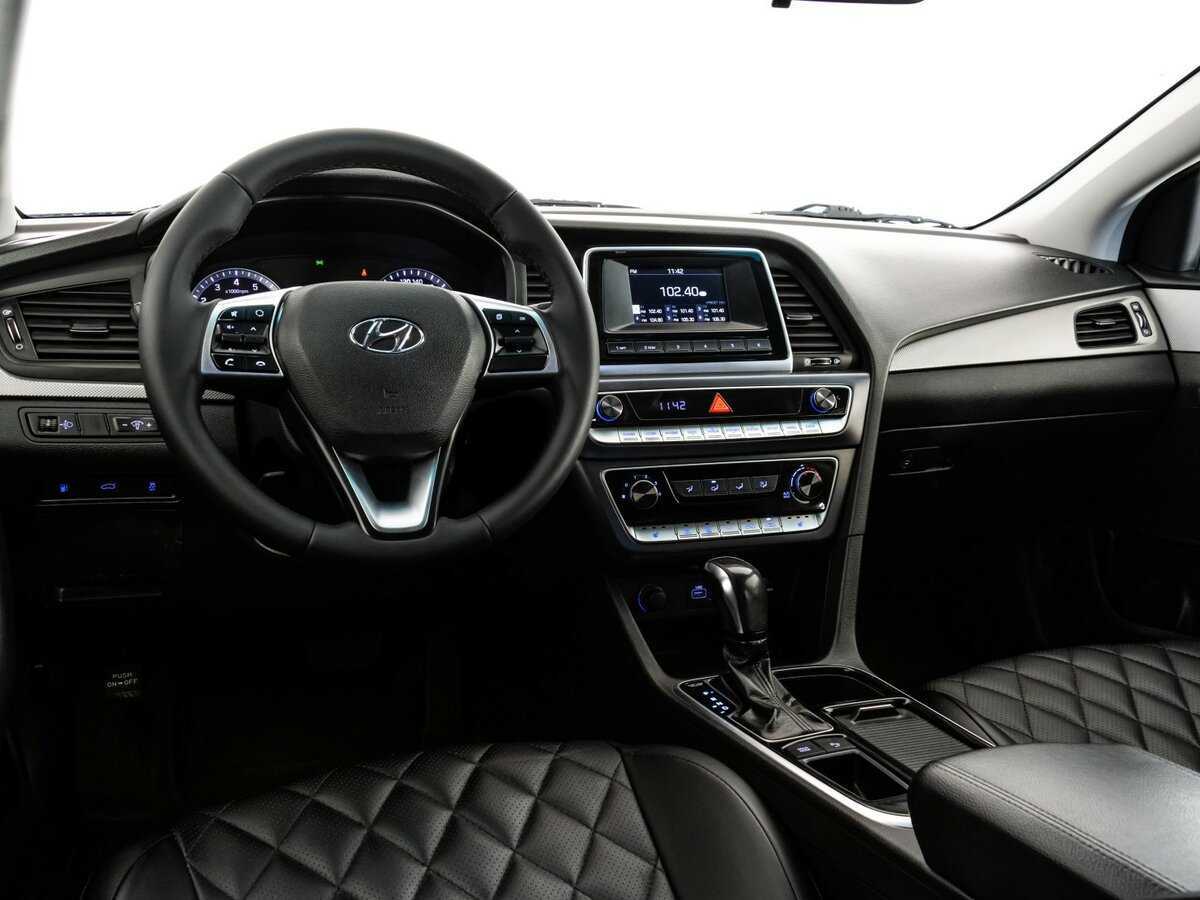 Купить Hyundai Sonata, 2019, 120 985 км, фото №13