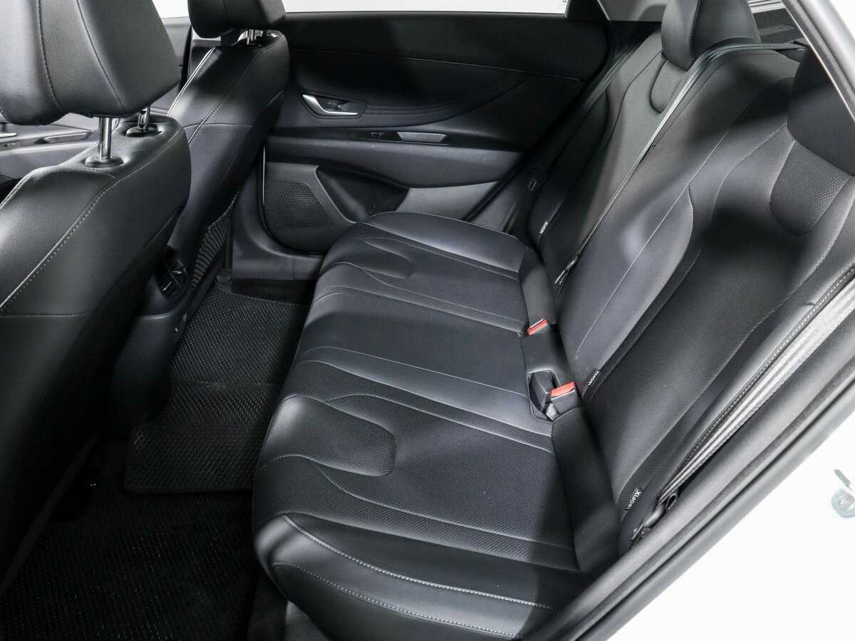 Купить Hyundai Elantra, 2023, 27 783 км, фото №10