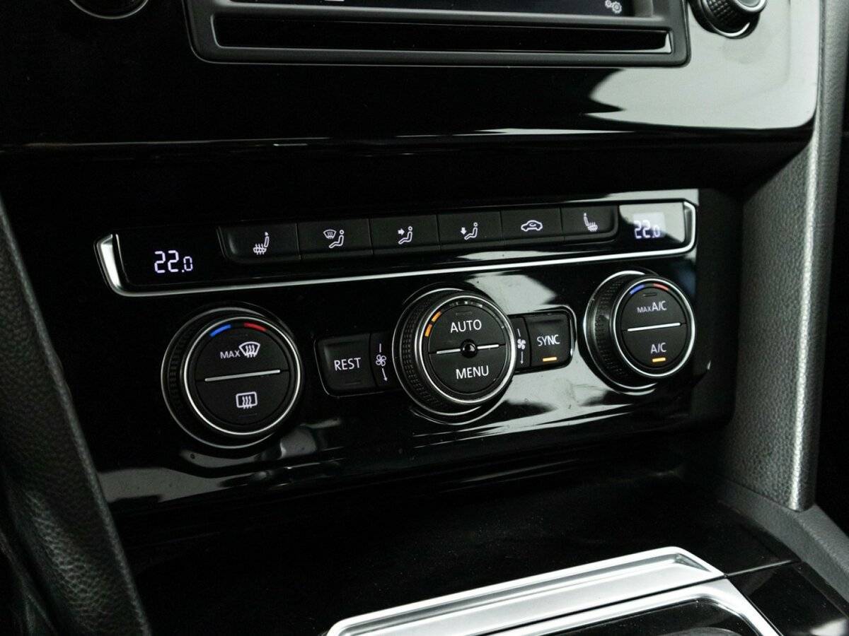 Купить Volkswagen Passat DSG7, 2017, 283 948 км, фото №20