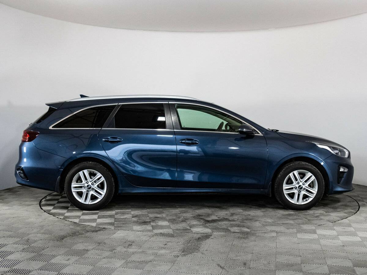 Купить Kia Ceed, 2020, 128 000 км, фото №4