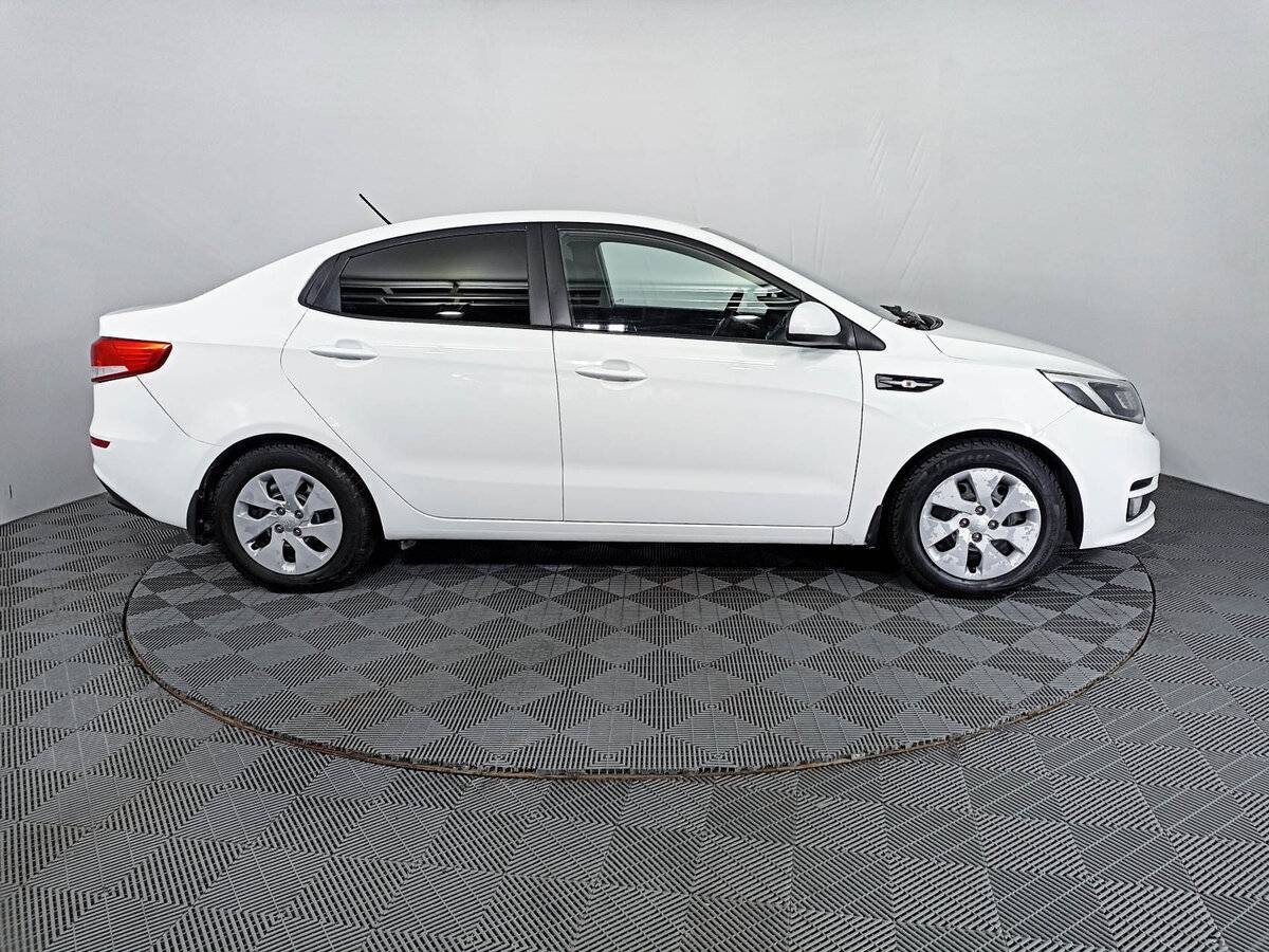 Купить Kia Rio 6-speed, 2015, 216 395 км, фото №4