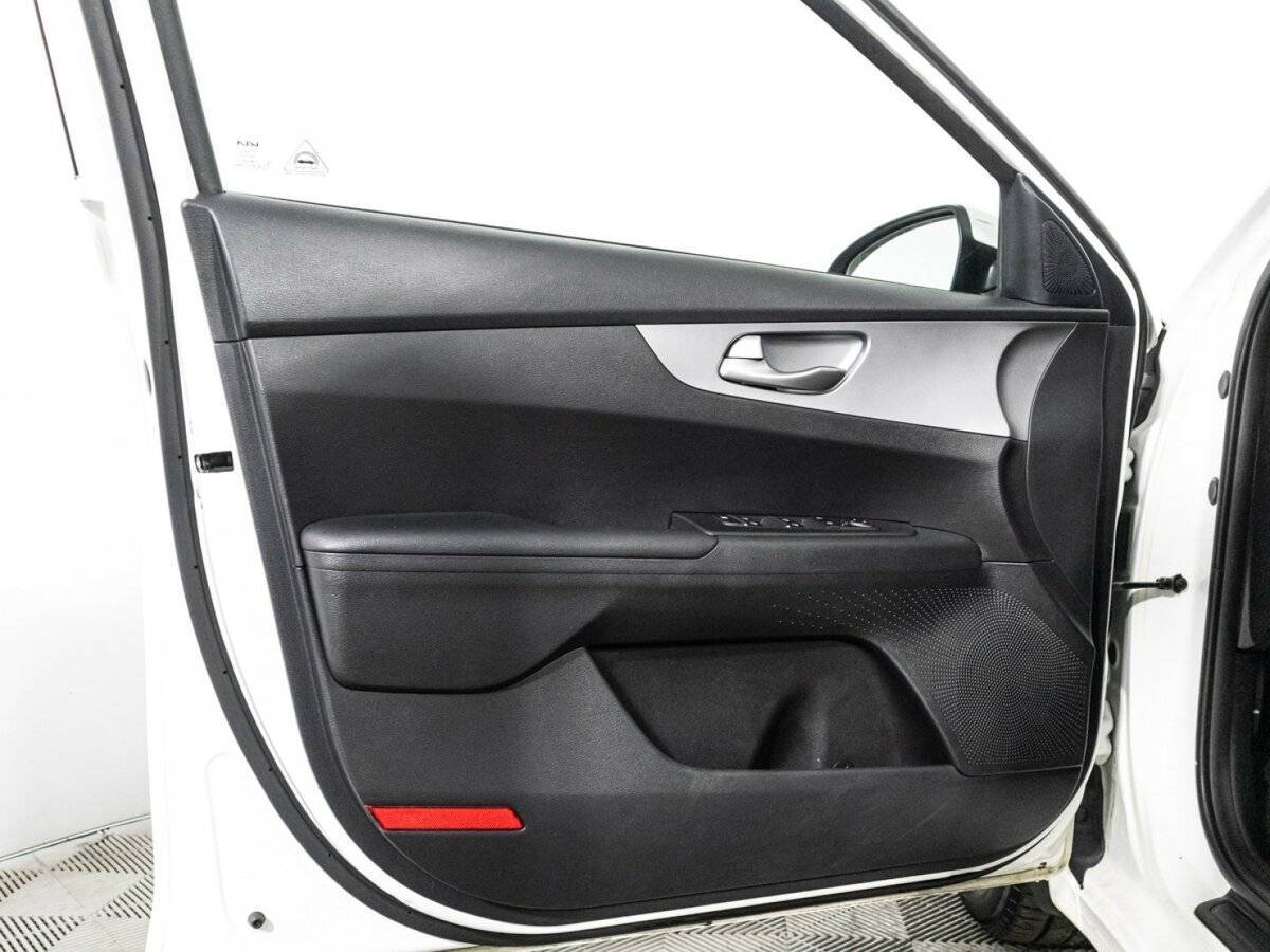 Купить Kia Cerato, 2021, 109 723 км, фото №25