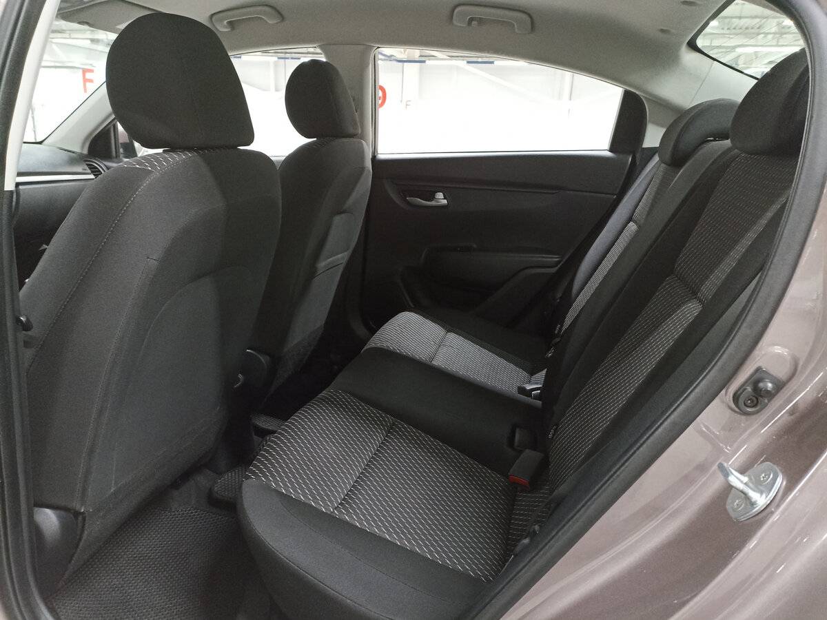 Купить Kia Rio, 2018, 146 477 км, фото №12