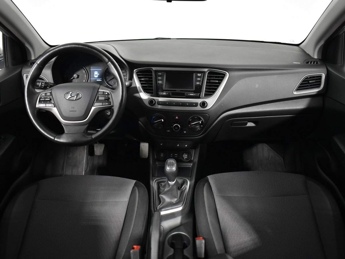 Купить Hyundai Solaris, 2017, 49 000 км, фото №11