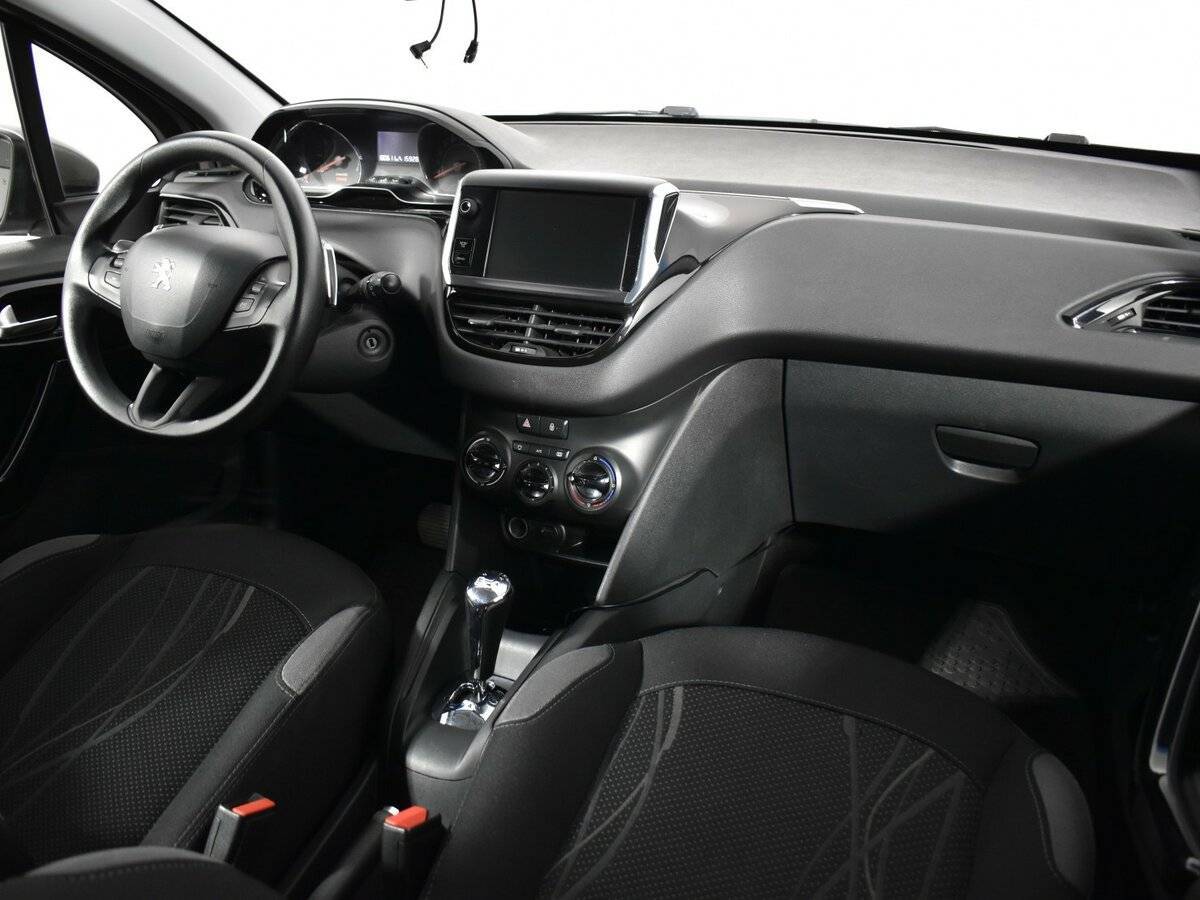 Купить Peugeot 208, 2014, 130 000 км, фото №10