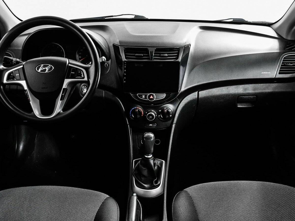 Купить Hyundai Solaris, 2012, 191 908 км, фото №11