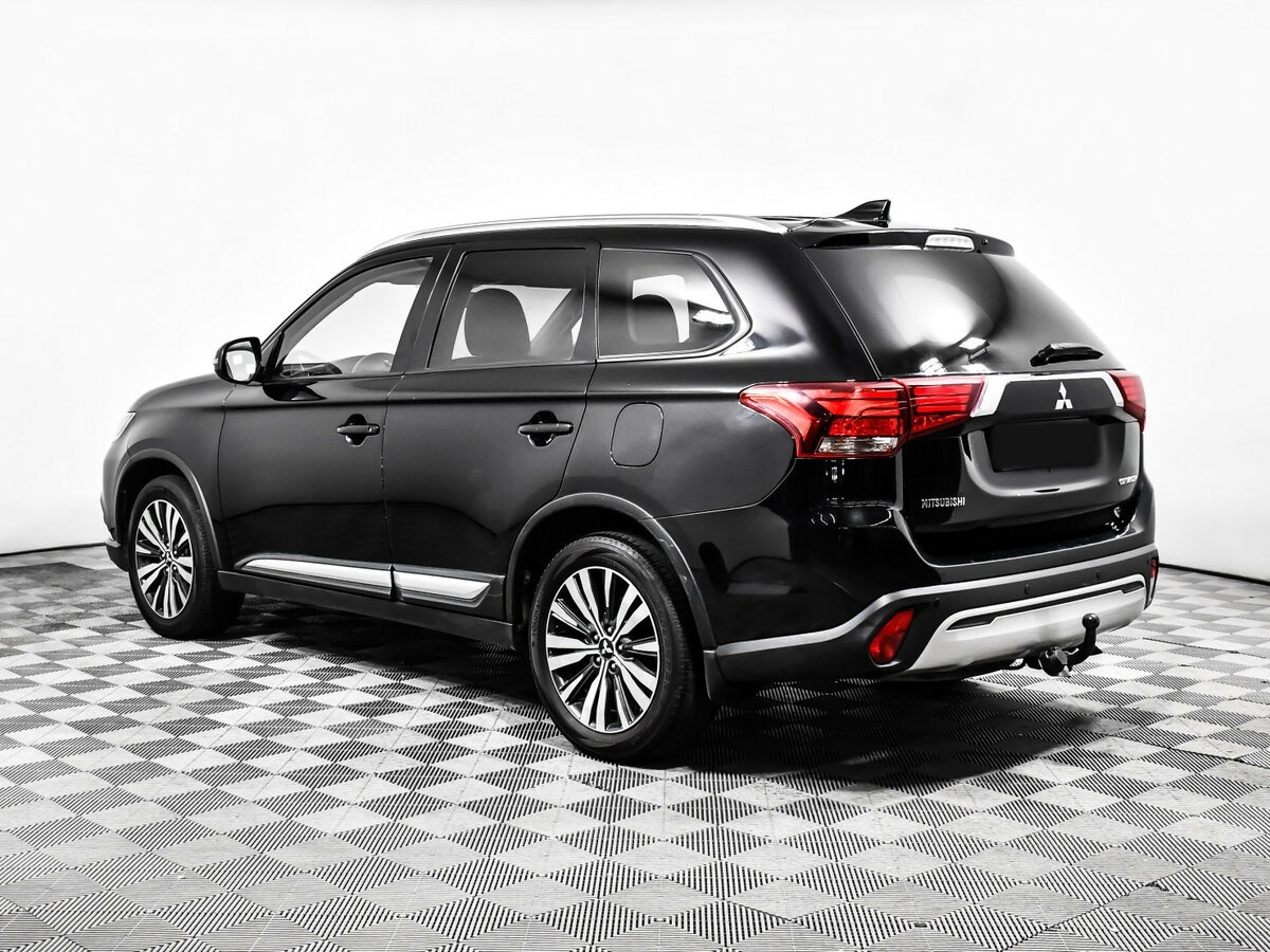 Купить Mitsubishi Outlander III Рестайлинг 3, 2018, 139 359 км, фото №6