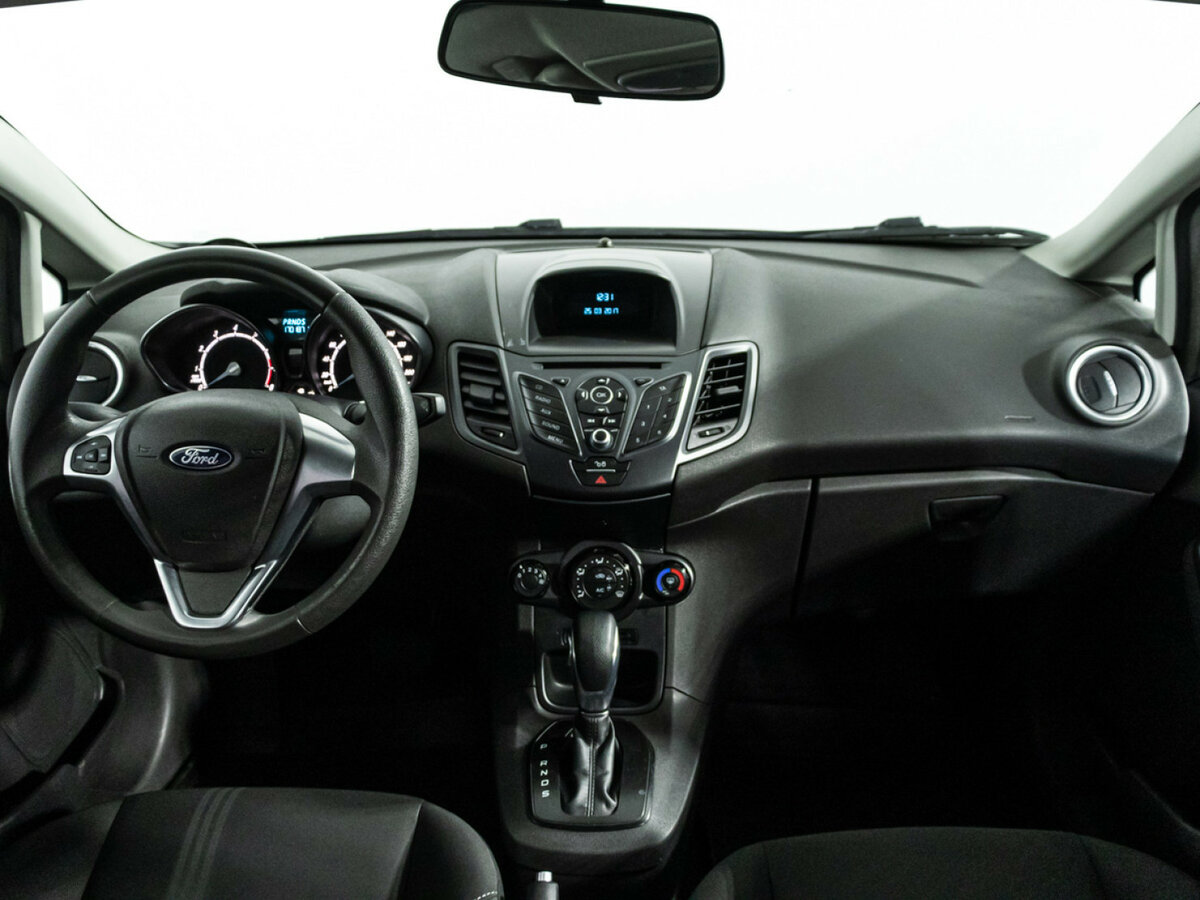 Купить Ford Fiesta Mk6 Рестайлинг, 2015, 170 182 км, фото №13